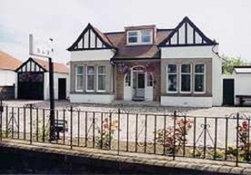 Milton House Gasthuis 3*